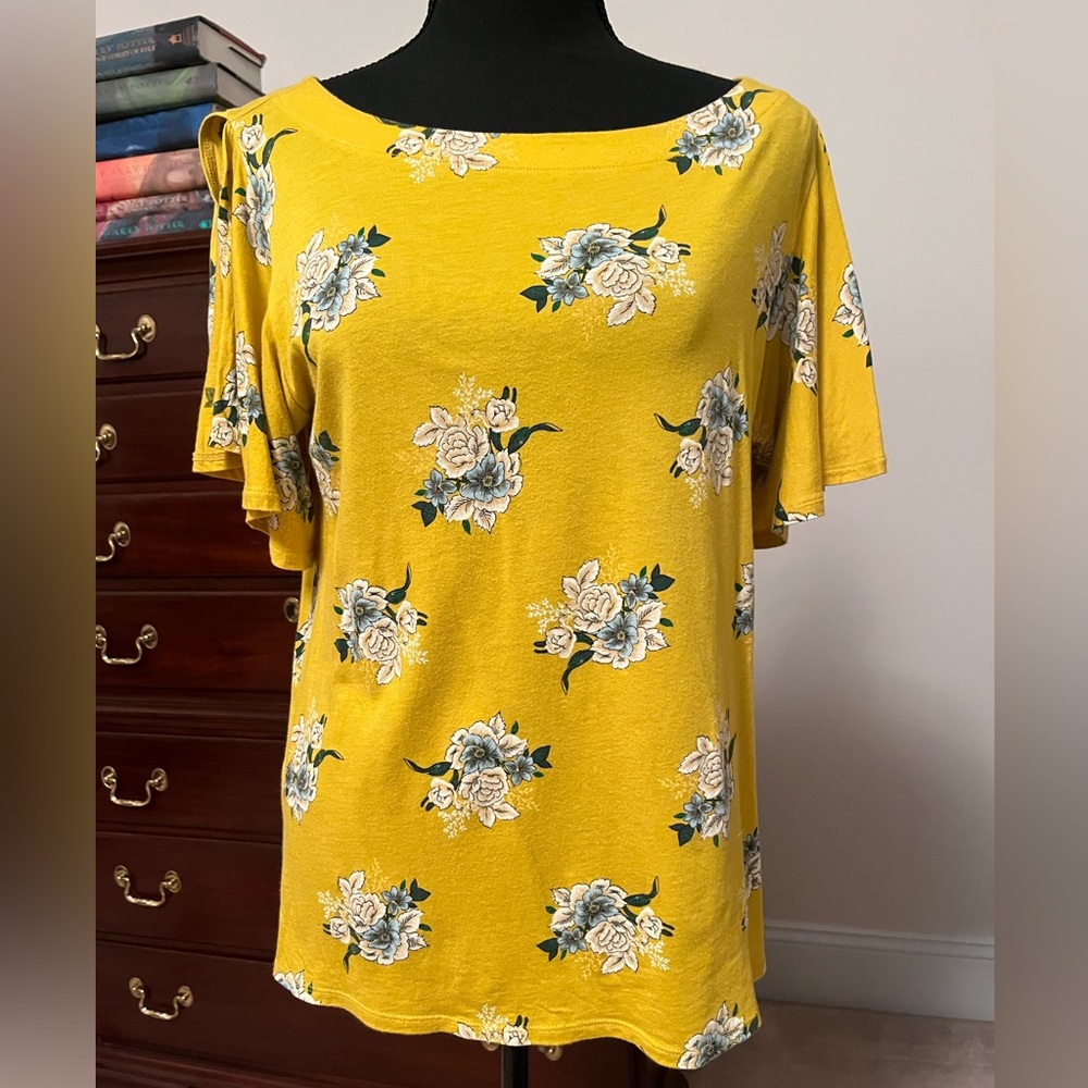 LOFT Yellow Floral Short Sleeve Top